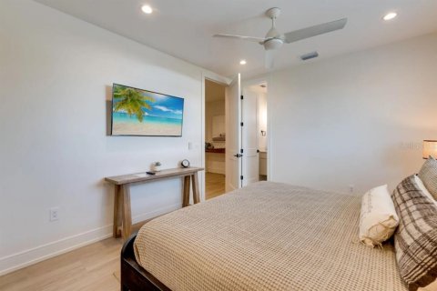 Casa en venta en Anna Maria, Florida, 9 dormitorios, 394.28 m2 № 2103276 - foto 28