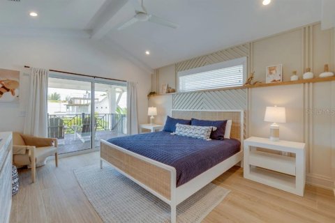 Casa en venta en Anna Maria, Florida, 9 dormitorios, 394.28 m2 № 2103276 - foto 12