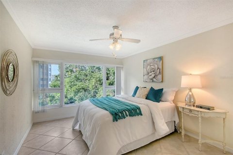 Copropriété à vendre à Sarasota, Floride: 2 chambres, 107.77 m2 № 1795643 - photo 23