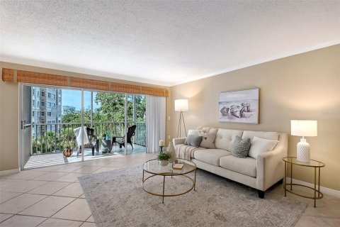 Copropriété à vendre à Sarasota, Floride: 2 chambres, 107.77 m2 № 1795643 - photo 10
