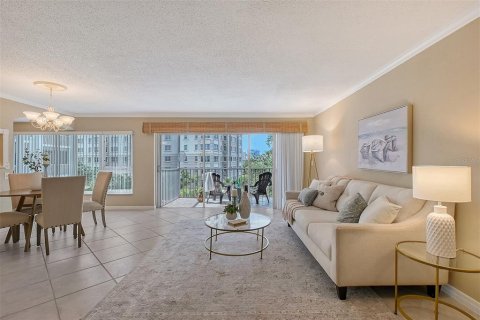 Copropriété à vendre à Sarasota, Floride: 2 chambres, 107.77 m2 № 1795643 - photo 9
