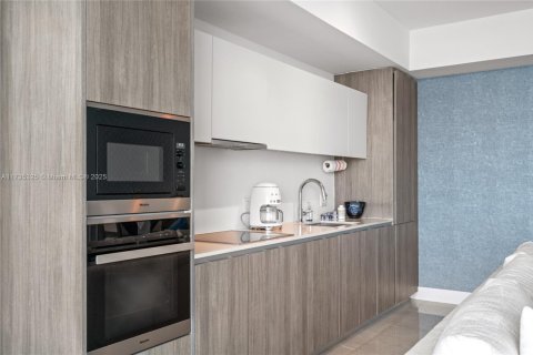 Condominio en venta en Miami, Florida, 2 dormitorios, 107.95 m2 № 1846317 - foto 15