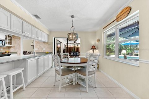 House in Palm Harbor, Florida 3 bedrooms, 178.74 sq.m. № 1760490 - photo 15