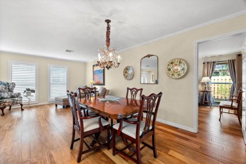 House in Palm Harbor, Florida 3 bedrooms, 178.74 sq.m. № 1760490 - photo 8