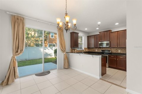 Touwnhouse à louer à Orlando, Floride: 3 chambres, 151.71 m2 № 1904743 - photo 18