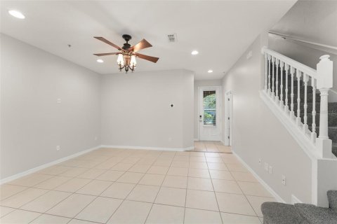 Adosado en alquiler en Orlando, Florida, 3 dormitorios, 151.71 m2 № 1904743 - foto 8