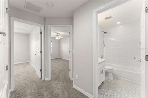 Adosado en alquiler en Orlando, Florida, 3 dormitorios, 151.71 m2 № 1904743 - foto 29