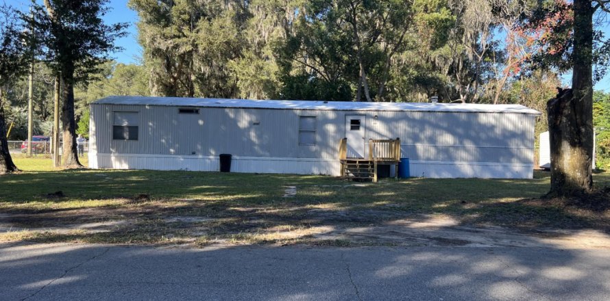 House in Palatka, Florida 3 bedrooms, 85.84 sq.m. № 766966