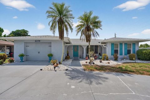 House in Punta Gorda, Florida 2 bedrooms, 138.89 sq.m. № 2115121