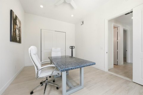 Villa ou maison à vendre à Hutchinson Island South, Floride: 3 chambres, 270.81 m2 № 2254353 - photo 28