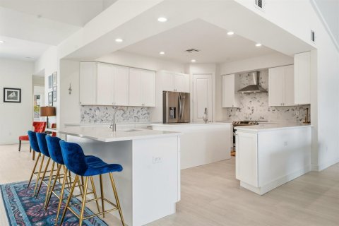 Villa ou maison à vendre à Hutchinson Island South, Floride: 3 chambres, 270.81 m2 № 2254353 - photo 7