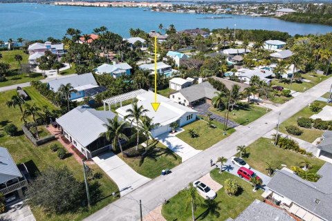 Villa ou maison à vendre à Hutchinson Island South, Floride: 3 chambres, 270.81 m2 № 2254353 - photo 2