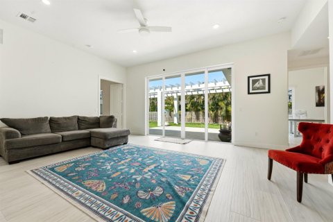 Villa ou maison à vendre à Hutchinson Island South, Floride: 3 chambres, 270.81 m2 № 2254353 - photo 15
