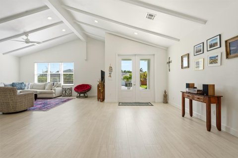 Villa ou maison à vendre à Hutchinson Island South, Floride: 3 chambres, 270.81 m2 № 2254353 - photo 5