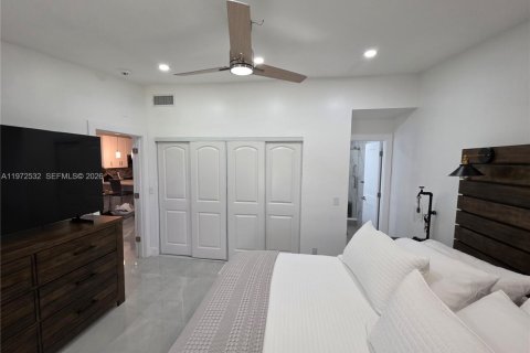 House in Delray Beach, Florida 2 bedrooms, 88.07 sq.m. № 2033416 - photo 30