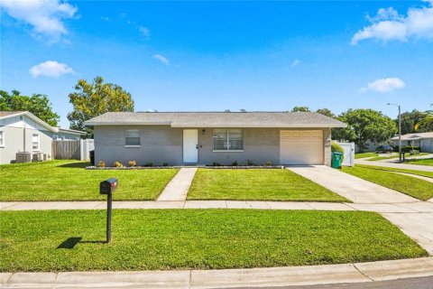 Villa ou maison à Seminole, Floride 2 chambres, 84.54 m2 № 2436686