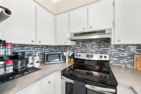 Villa ou maison à vendre à Seminole, Floride: 2 chambres, 84.54 m2 № 2436686 - photo 9