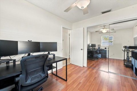 Villa ou maison à vendre à Seminole, Floride: 2 chambres, 84.54 m2 № 2436686 - photo 15