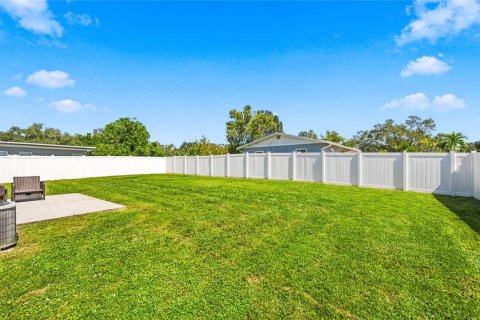 Villa ou maison à vendre à Seminole, Floride: 2 chambres, 84.54 m2 № 2436686 - photo 17