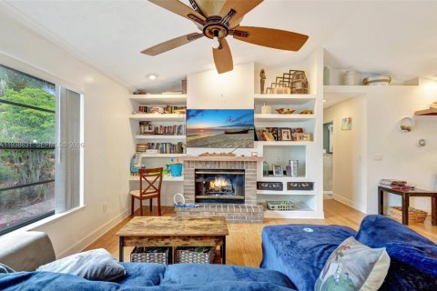 Купить виллу или дом в Порт-Сент-Луси, Флорида 4 спальни, 206.06м2, № 1997601 - фото 4