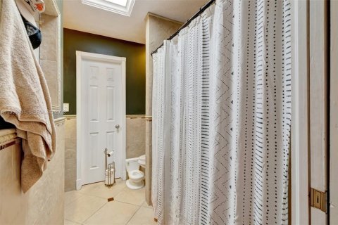 Купить виллу или дом в Порт-Сент-Луси, Флорида 4 спальни, 206.06м2, № 1997601 - фото 21