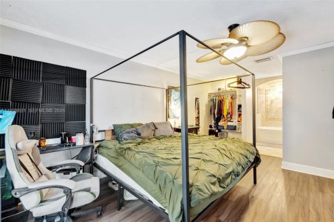 Купить виллу или дом в Порт-Сент-Луси, Флорида 4 спальни, 206.06м2, № 1997601 - фото 17