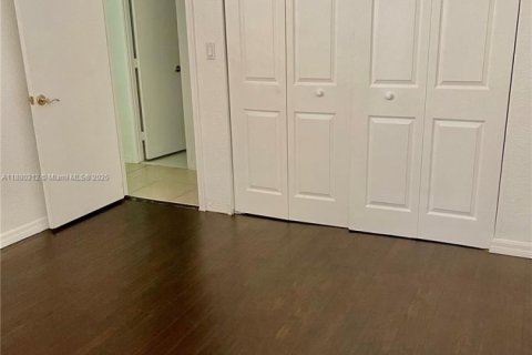 Condo in Plantation, Florida, 2 bedrooms  № 1929054 - photo 17