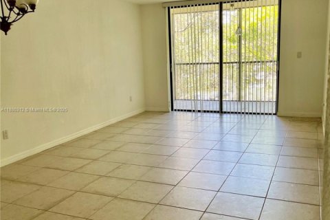 Condo in Plantation, Florida, 2 bedrooms  № 1929054 - photo 5