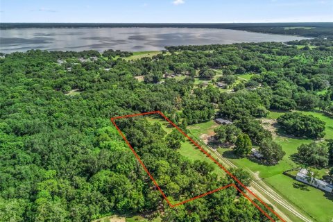 Купить земельный участок в Вейрсдейл, Флорида № 1901150 - фото 13