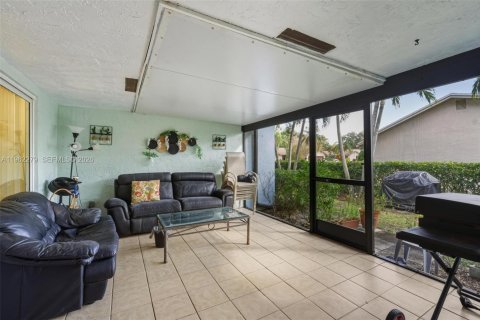 Villa ou maison à vendre à Boca Raton, Floride: 3 chambres, 146.79 m2 № 2024867 - photo 5