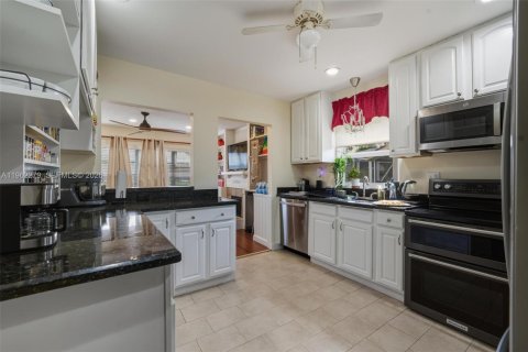 Villa ou maison à vendre à Boca Raton, Floride: 3 chambres, 146.79 m2 № 2024867 - photo 11