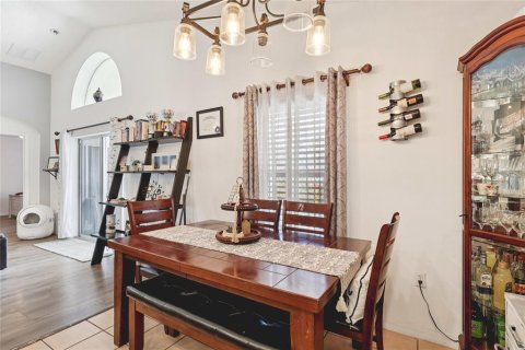 Villa ou maison à vendre à Kissimmee, Floride: 4 chambres, 170.01 m2 № 2221641 - photo 10