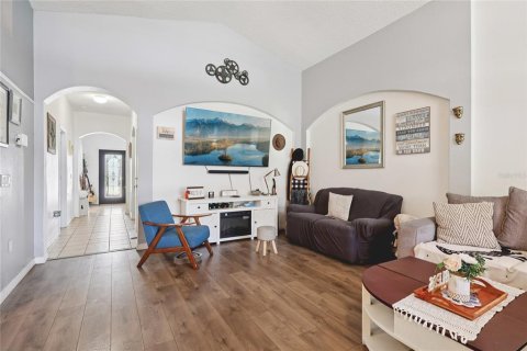 Villa ou maison à vendre à Kissimmee, Floride: 4 chambres, 170.01 m2 № 2221641 - photo 8