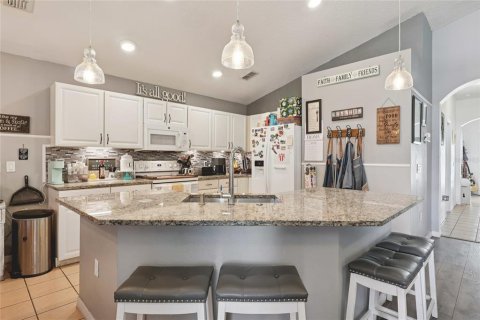 Villa ou maison à vendre à Kissimmee, Floride: 4 chambres, 170.01 m2 № 2221641 - photo 11