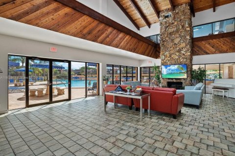 Condo in Margate, Florida, 2 bedrooms  № 1696433 - photo 7