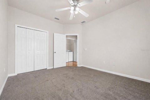 House in Gainesville, Florida 3 bedrooms, 140.75 sq.m. № 2226655 - photo 17