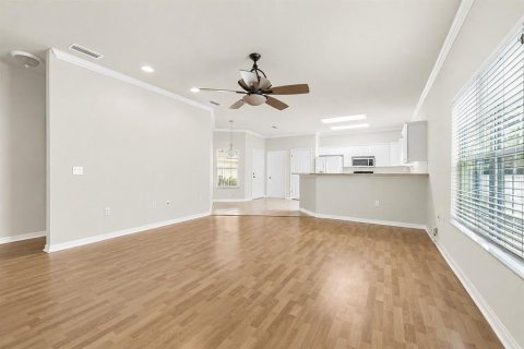 House in Gainesville, Florida 3 bedrooms, 140.75 sq.m. № 2226655 - photo 4