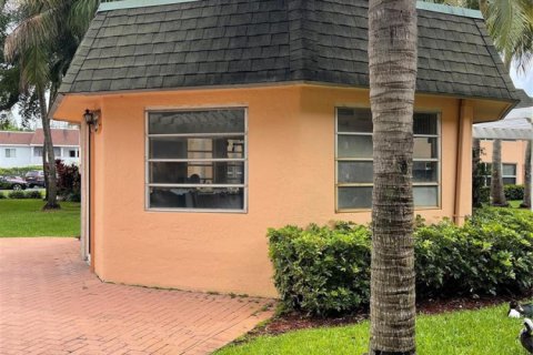 Copropriété à louer à Deerfield Beach, Floride: 1 chambre, 65.96 m2 № 2261689 - photo 2