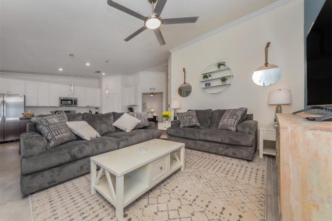 Condo in Bradenton, Florida, 2 bedrooms in LAKEWOOD NATIONAL  № 1579110 - photo 3