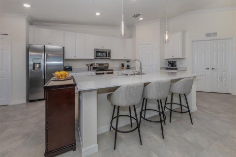 Condo in Bradenton, Florida, 2 bedrooms in LAKEWOOD NATIONAL  № 1579110 - photo 7