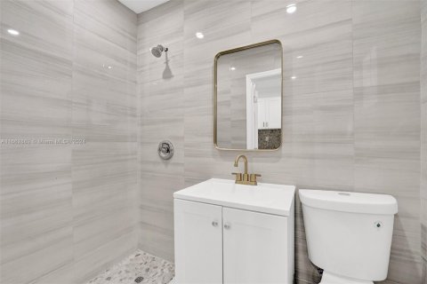 Propiedad comercial en venta en West Park, Florida № 1701081 - foto 12
