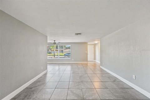 Casa en venta en Holiday, Florida, 2 dormitorios, 116.87 m2 № 1876134 - foto 25