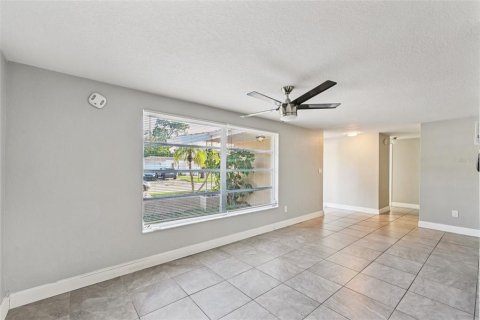 Casa en venta en Holiday, Florida, 2 dormitorios, 116.87 m2 № 1876134 - foto 24