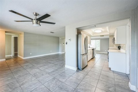 Casa en venta en Holiday, Florida, 2 dormitorios, 116.87 m2 № 1876134 - foto 9