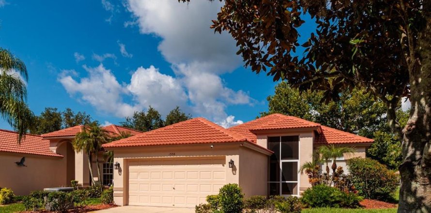 Villa ou maison à Tarpon Springs, Floride 3 chambres, 184.23 m2 № 2231014