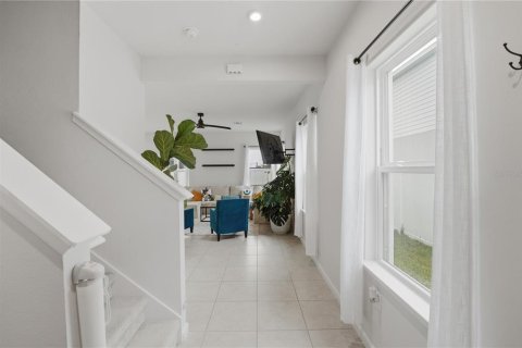 House in Davenport, Florida 3 bedrooms, 177.44 sq.m. № 2107117 - photo 15