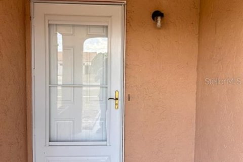 Casa en alquiler en Kissimmee, Florida, 3 dormitorios, 138.05 m2 № 2114266 - foto 3