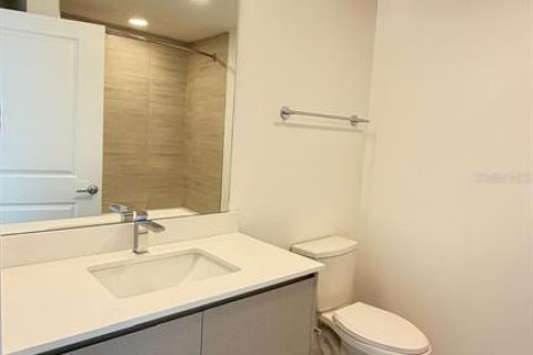 Condo in Orlando, Florida, 3 bedrooms  № 2239767 - photo 24