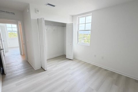Condo in Orlando, Florida, 3 bedrooms  № 2239767 - photo 28