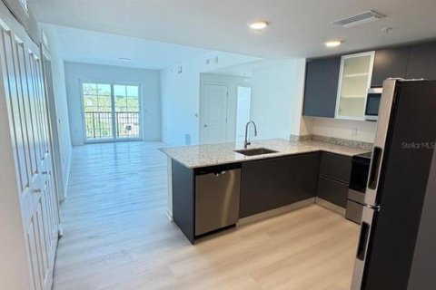 Condo in Orlando, Florida, 3 bedrooms  № 2239767 - photo 6